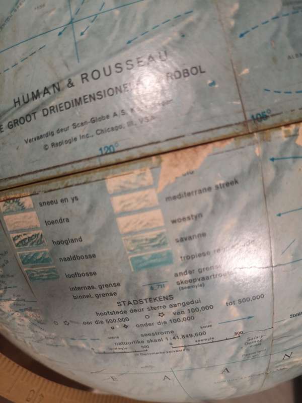 BEAUTIFUL VINTAGE REPLOGLE AFRIKAANS WORLD GLOBE