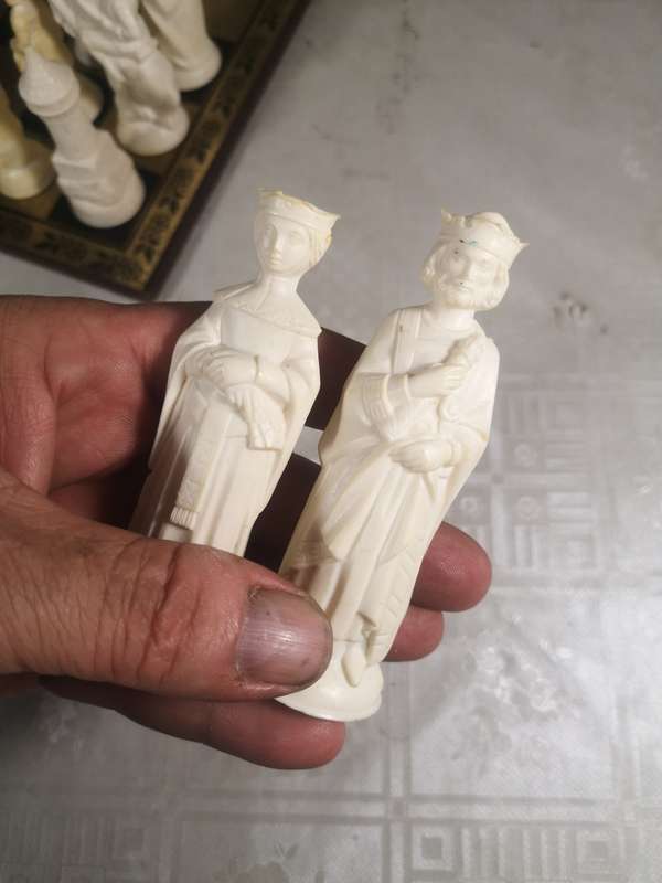 RENAISSANCE Chess Set VINTAGE 1959 Complete, 4` King, Felted Lowe, w/box