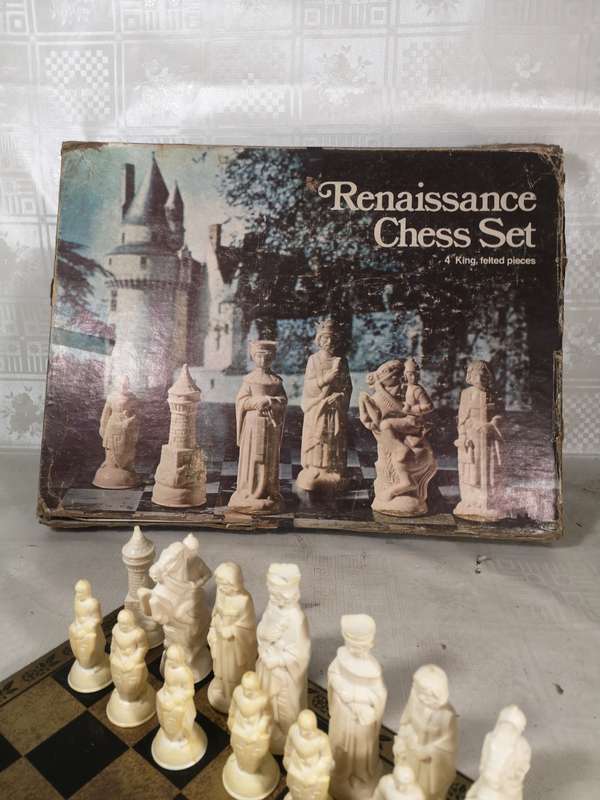 RENAISSANCE Chess Set VINTAGE 1959 Complete, 4` King, Felted Lowe, w/box