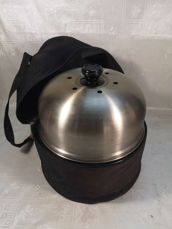 COMPLETE COBB PORTABLE CHARCOAL GRILL 300MM - VERY GOOD CONDITION