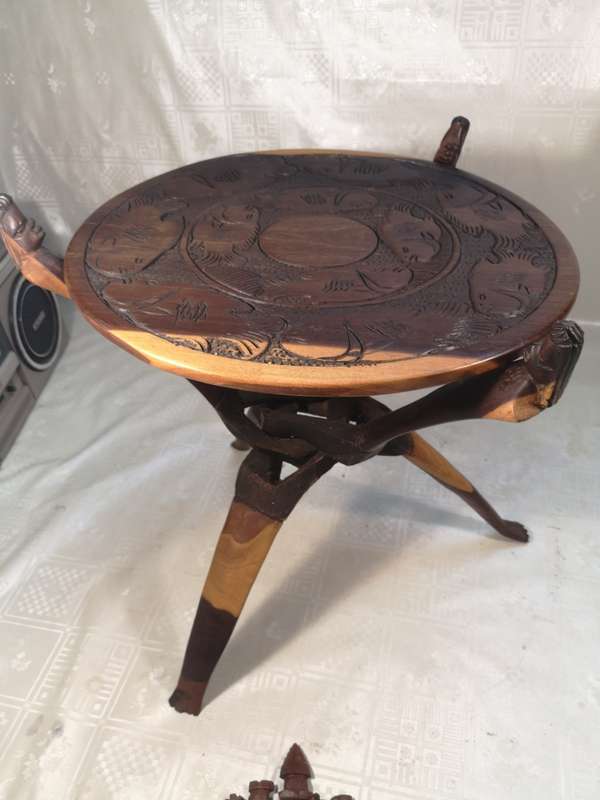 Hand Carved Tribal Chess Set on a Double sided Tri-Leg Coffee Table