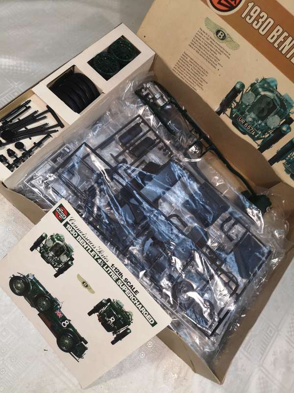 Very Large Airfix 1930 Bentley 4 ½ Litre Supercharged 1/12 Scale Model Kit