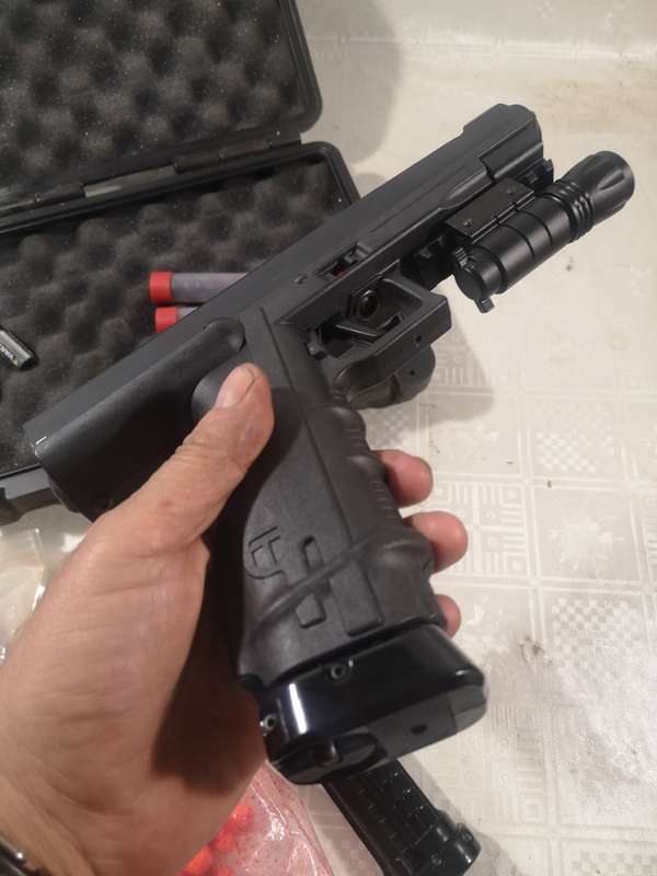 Very Powerful Tiberius T8.1 Self Defence Pepper ball Pistol Gigantic Combo