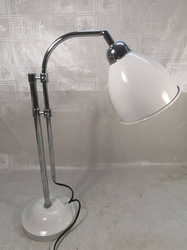 Magnificent Vintage Gooseneck Table Lamp - Tested working 550mm high