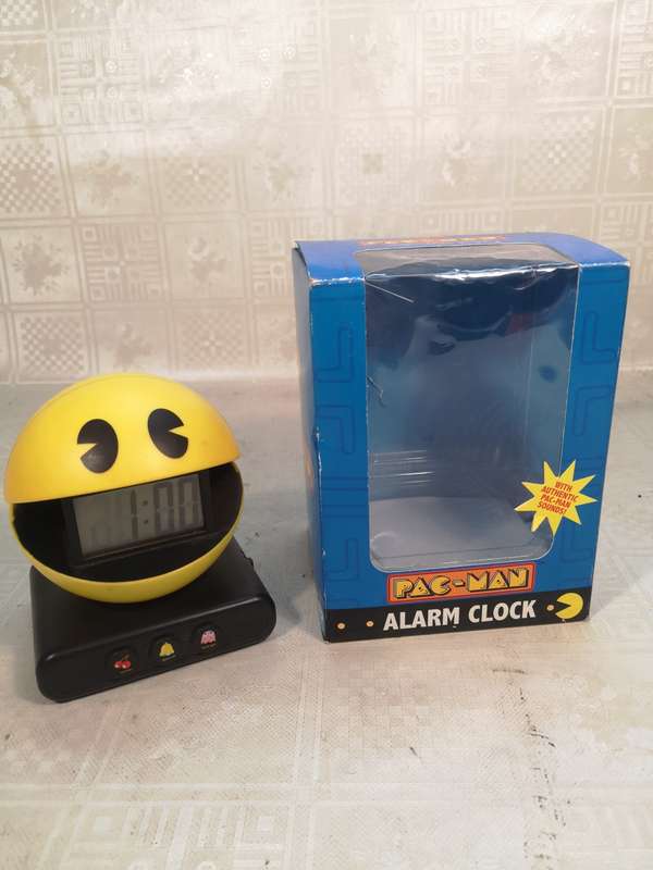 VINTAGE PALADONE - PAC-MAN ALARM CLOCK LIKE NEW IN BOX