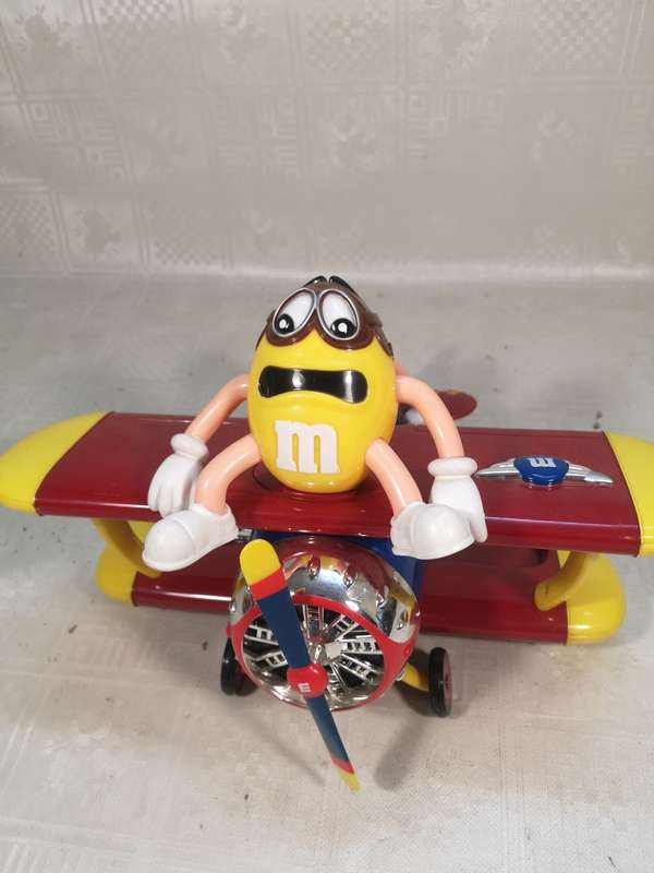 RARE!! M&M`S SWEET CANDY BIG DISPENSER YELLOW AVIATOR BI-PLANE AIRPLANE