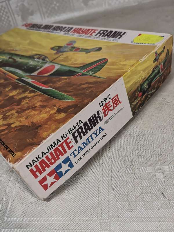 TAMIYA 61013 1/48 NAKAJIMA KI-84-I-A HAYATE `FRANK` BUILDING MODEL