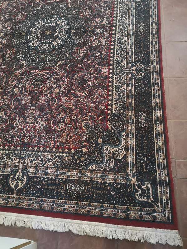 MAGNIFICENT VERY LARGE HANDWOVEN ORIENTAL WOOL CARPET 1950mm x 3000mm