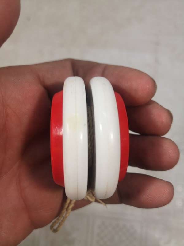 STUNNING VINTAGE GENUINE RUSSELL PROFESSIONAL COCA COLA YOYO