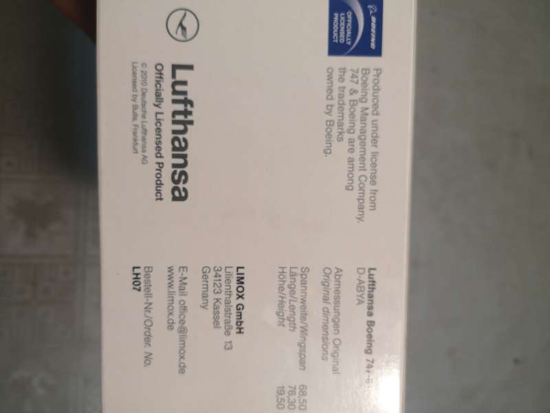 LARGE LUFTHANSA BOEING 747-8I D-ABYA DIE CAST MODEL 1/200 WITH STAND - NEW UNBUILD