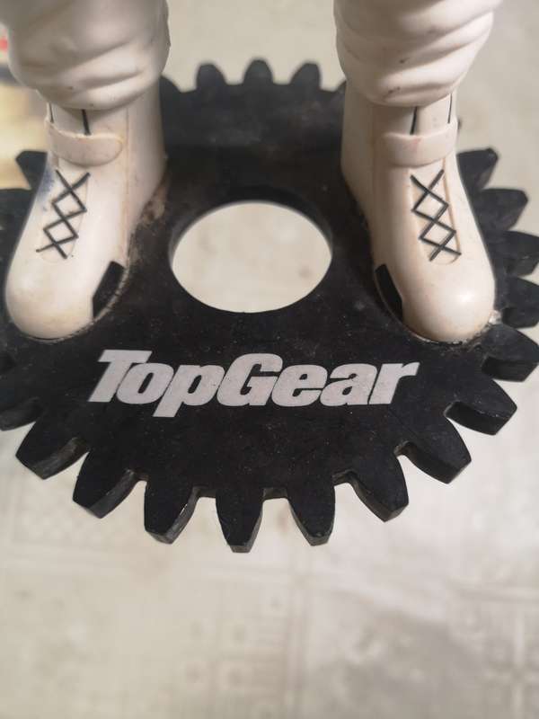 COLLECTABLE TOP GEAR THE STIG SHAMPOO BOTTLE & SOAP ON THE ROPE