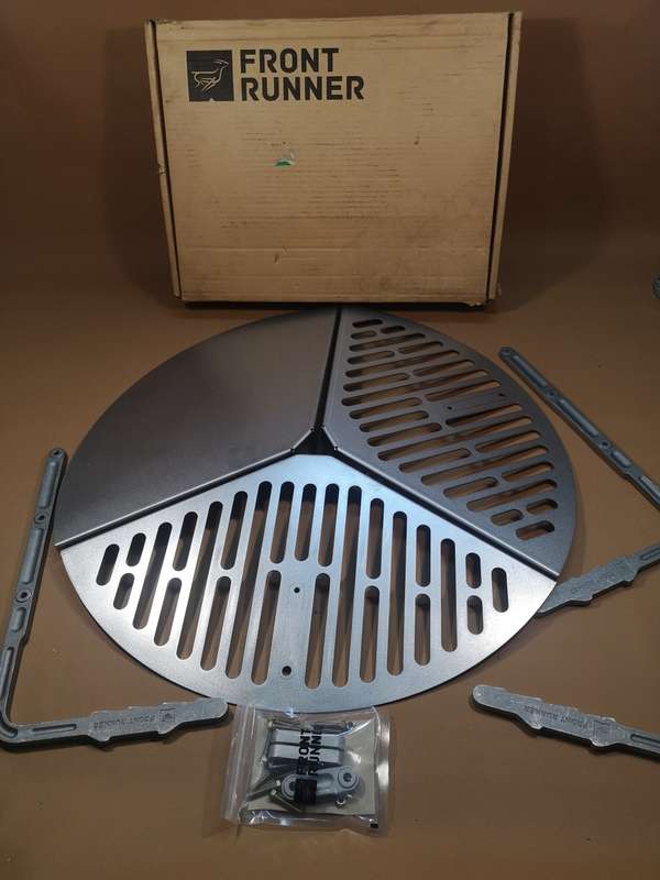Front Runner VACC023 4x4 Spare Tire Mount Braai/BBQ Grate