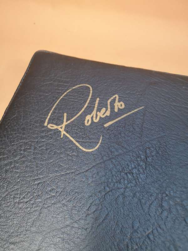 Magnificent Original Roberto 94 Maestro 26 pipe Pan Flute in a Leather Bound Case