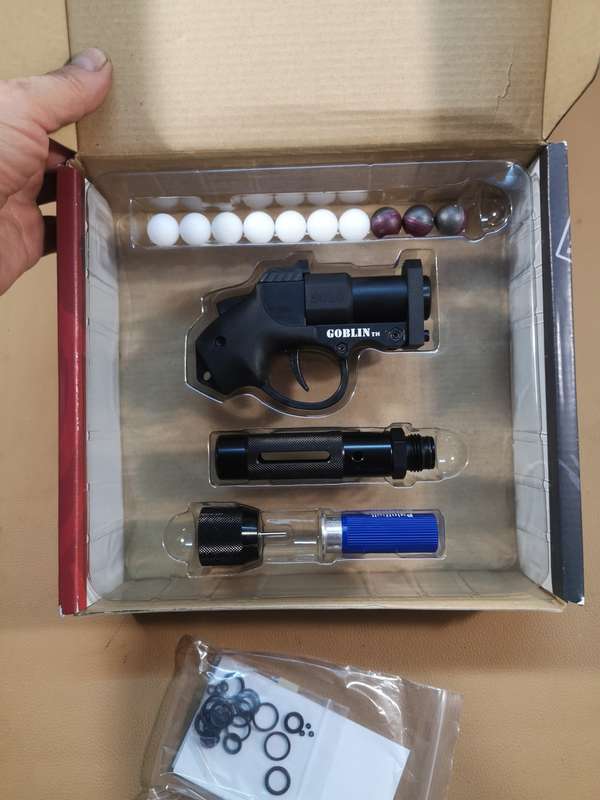 NEW GOBLIN SOLO SELF DEFENCE PAINTBALL/pepper ball PISTOL - COMPLETE IN BOX