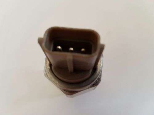 NISSAN NAVARA PATHFINDER DENSO RAIL PRESSURE SENSOR  499000-6160 / 499000-6131