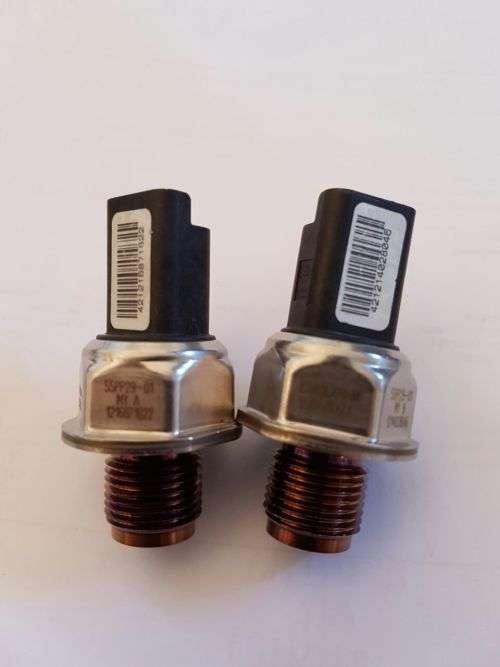 FORD CITROEN PEUGEOT VOLVO  DELPHI FUEL RAIL PRESSURE SENSOR 55PP29-01 9307Z527A