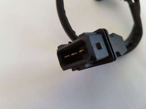 Hyundai Kia Crankshaft Position Sensor 39180-25300 39180-25200