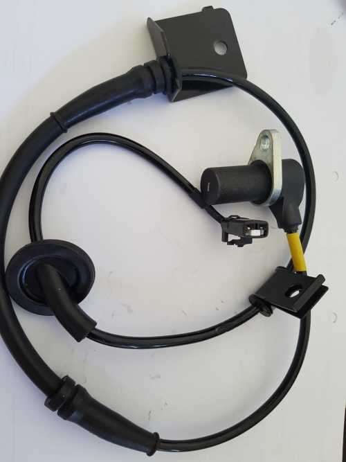 Hyundai Santa Fe 2.7 3.5 Right Front Abs Sensor 95620 26010