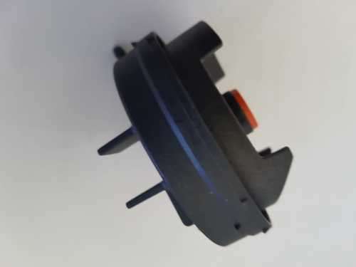 BMW E60 E65 E66 E70 E83 E88 E91 E92 F10 F25 PVC Cylinder Head Engine Cover Valve 11127552281