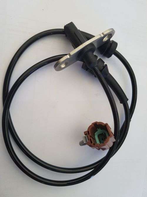 Nissan Navara Rear Left Abs Sensor 47901-EB70A  47901-EB300