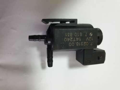 Bmw Pierburg Vacuum Solenoid Sensor 7810831 1742712 0396414