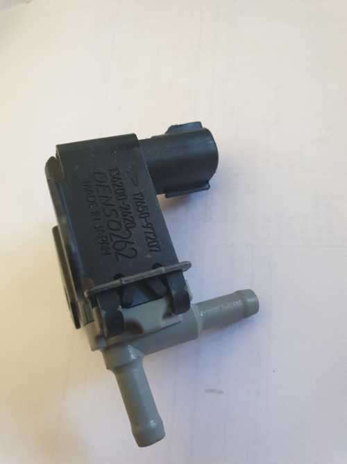 Toyota Denso Vacuum Valve Switching 136200-2620  17650-97207 89470-Bz020