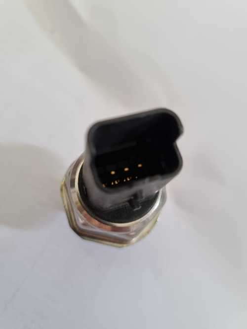 Renault Ford Ssangyong Fuel Rail Pressure Sensor 55PP03-01 55PP03-02 9307Z507A