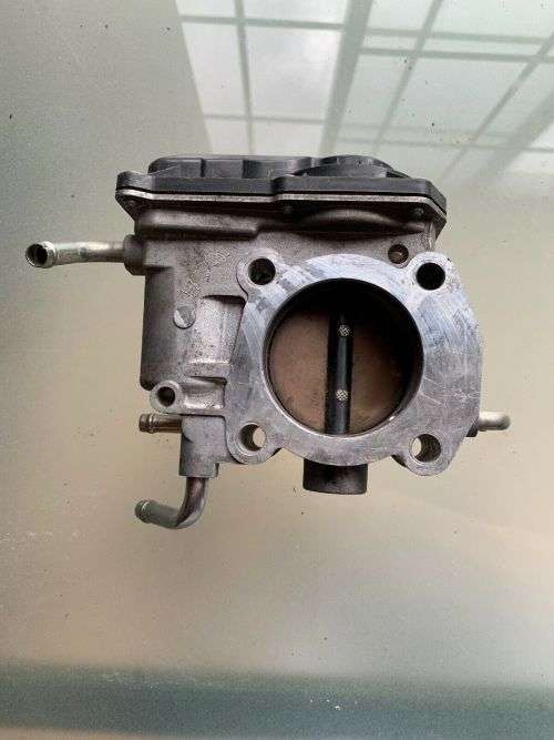 Toyota Rav4 Camry Original Throttle Body 22030-28060