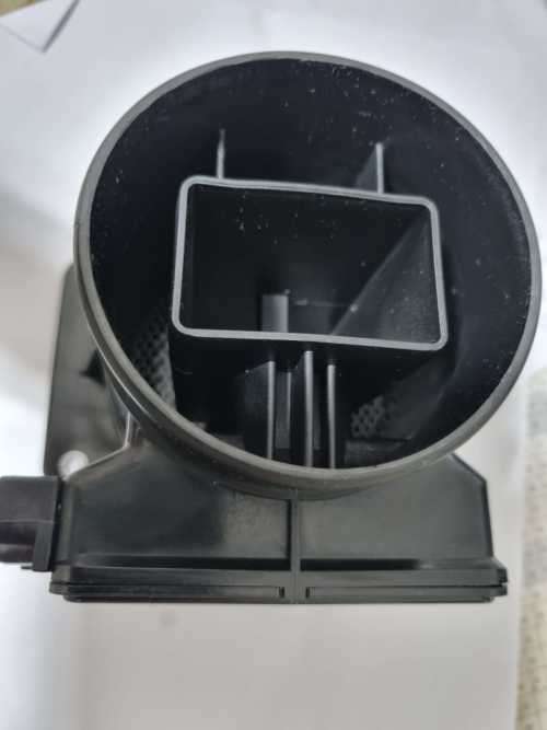 Mitsubishi  3.0 Maf Sensor E5T05371 MD172449