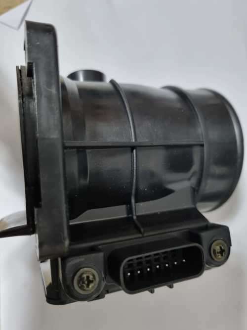 Mitsubishi  3.0 Maf Sensor E5T05371 MD172449