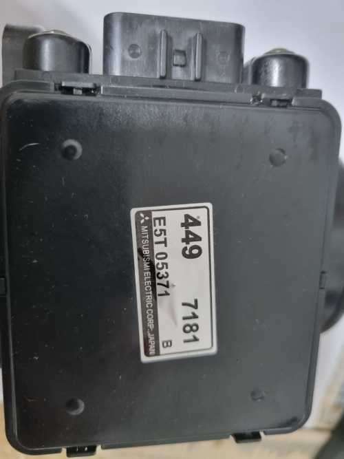 Mitsubishi  3.0 Maf Sensor E5T05371 MD172449