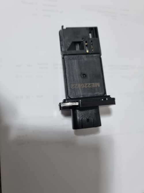 Mitsubishi Fuso Aero Ace Maf Sensor ME226022 AFH70M-56A 3Pins