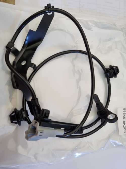 Toyota Hilux Right Rear Abs Wheel Speed Sensor 89545-0K280 89545-0K240