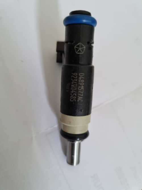 Jeep Dodge Chrysler Injector 4891577AC 4891577AB