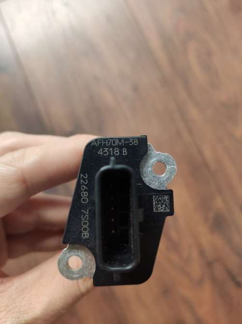 Nissan Original Maf Sensor 2680-7S000 Afh70M-38