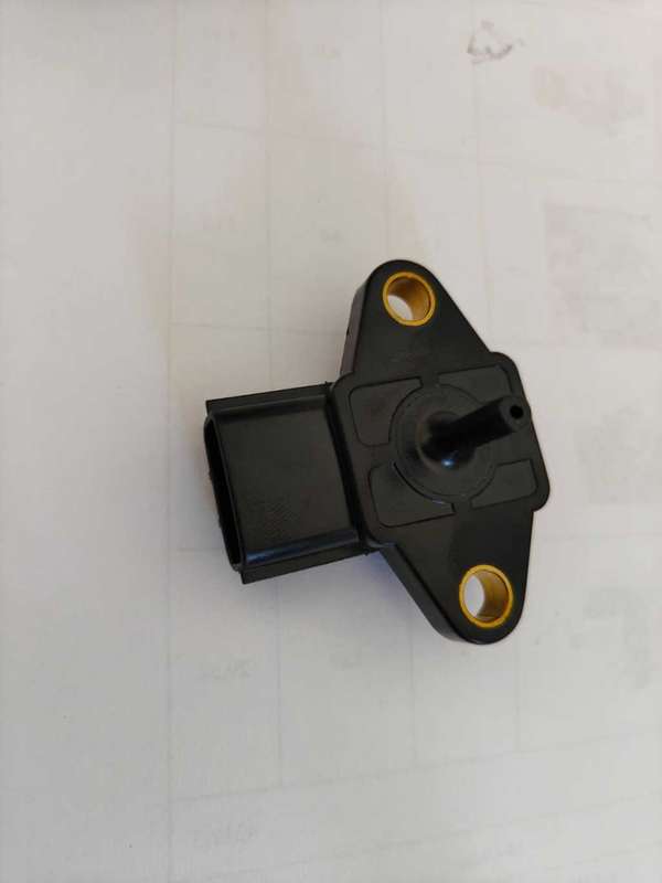 Nissan Hitachi Turbo Boost Sensor  22365-9S00A  22365-9S00A PS69-02