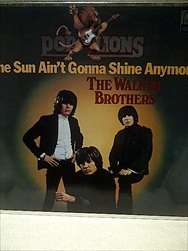 Pop Lions : The Sun Aint Gonna Shine Anymore : The Walker Brothers : LP in VG Condition