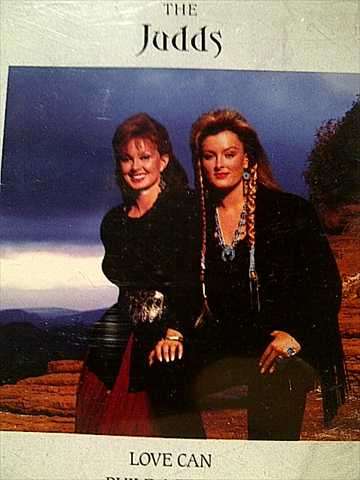 The Judds : Love Can Build a Bridge