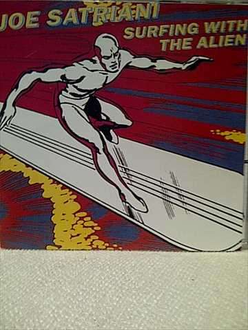 Joe Satriani: Surfing with the Alien : CD