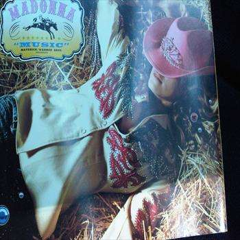Madonna : MusicSingle : CD