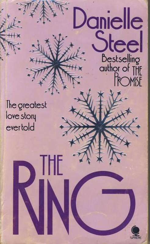 The Ring by Danielle Steel  :  Paperback