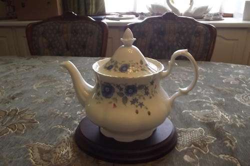Royal Albert Meadowcroft Tea Pot
