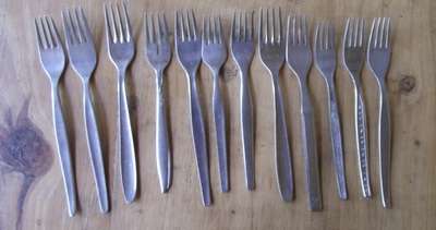 Retro Cutlery Pack 2 : Mixed lot of 12 Forks