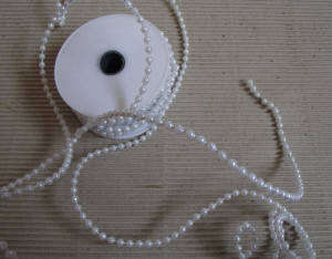 CRAFTS: White Fused String Pearl Beads 5 meters