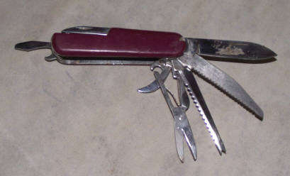 Swiss Copy Cat Knife 1