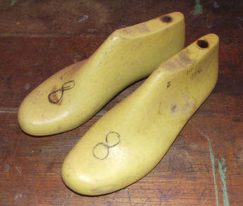 Vintage Shoe Last Size 8