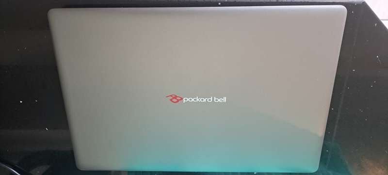 Packard Bell Montenero c Notebook Please Read Description