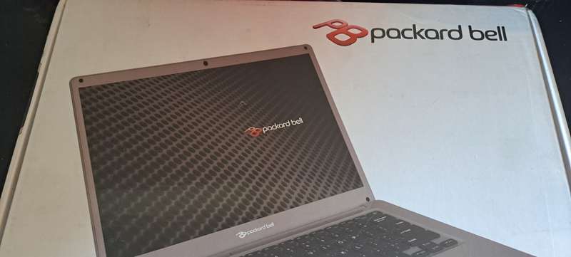 Packard Bell Montenero c Notebook Please Read Description