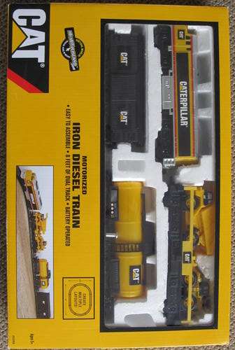 CAT motorized Iron Diesel Train, 8 feet of track