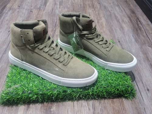 UK 8.5 NEW ORIGINAL JEEP SNEAKER BOOTS (SEE DESCRIPTION)